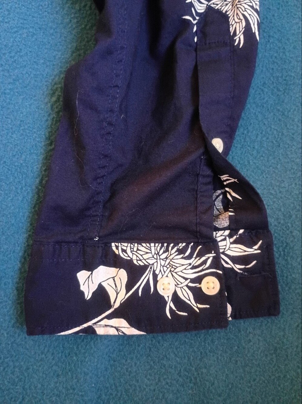 H&M Navy Blue Button-Down Shirt with White Floral Print - Picture 5 of 5
